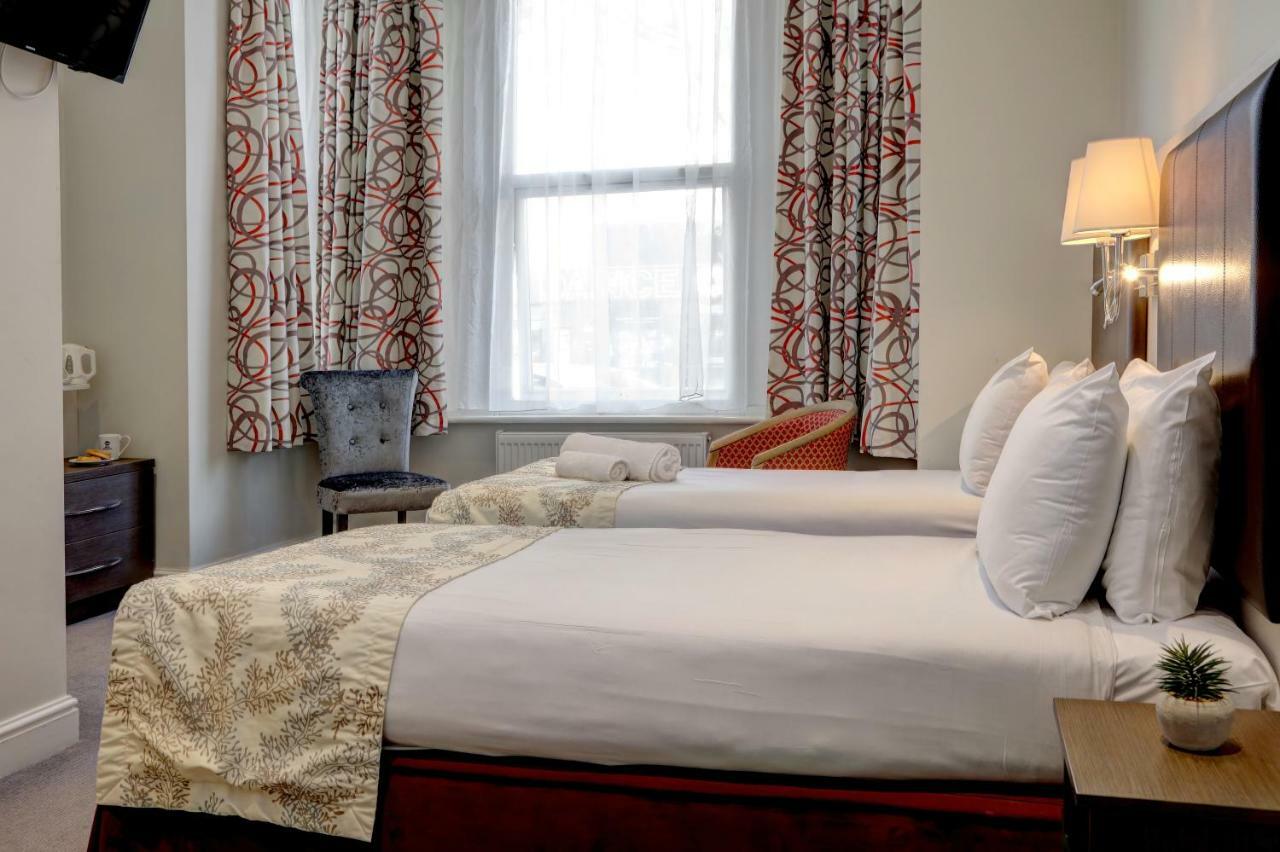 Western Chiswick Palace & 3* Londen